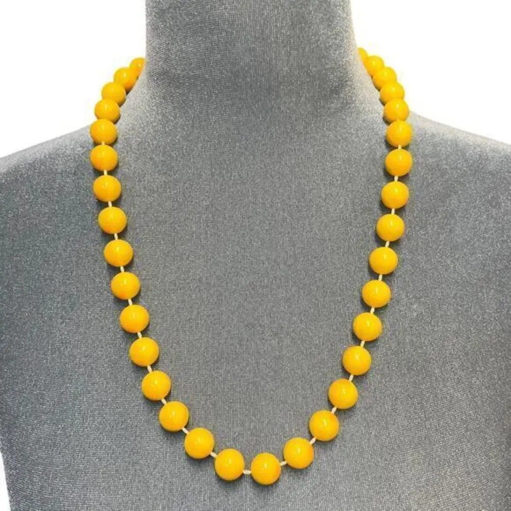 Vintage Yellow Pink Round Beaded Necklace 24